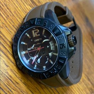 Guess U0034G3 men’s watch